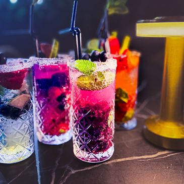 Vibrant mocktails at SMOUK.